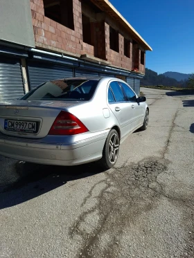 Mercedes-Benz C 200 C 200, снимка 3
