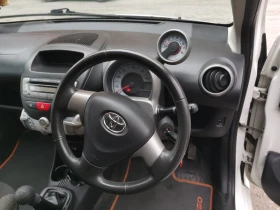 Toyota Aygo, снимка 11