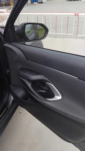 Toyota Yaris Cross Chic, снимка 7