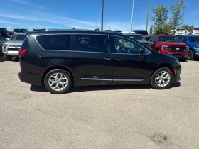 Chrysler Pacifica * Touring L Plus * АВТОКРЕДИТ БЕЗ ПЪРВОНАЧАЛНА* , снимка 3