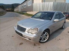 Mercedes-Benz C 220 На части, снимка 1