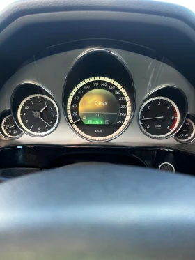 Mercedes-Benz E 250, снимка 8
