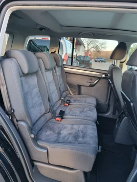 VW Touran 2.0tdi 140к.с Full екстри, Панорама. - 7200 € / 14081.98 лв. - 82443148 14