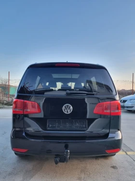 VW Touran 2.0tdi 140к.с Full екстри, Панорама. - 7200 € / 14081.98 лв. - 82443148 8