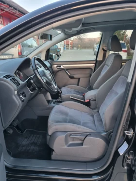 VW Touran 2.0tdi 140к.с Full екстри, Панорама. - 7200 € / 14081.98 лв. - 82443148 12