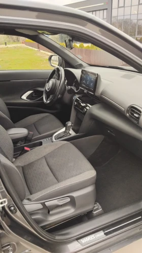 Toyota Yaris Cross Chic - 24000 € / 46939.92 лв. - 37280868 6