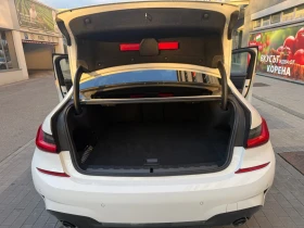 BMW 320  Plug-in Hybrid М пакет Алкантара Черен таван - 26500 € / 51829.49 лв. - 33823614 10