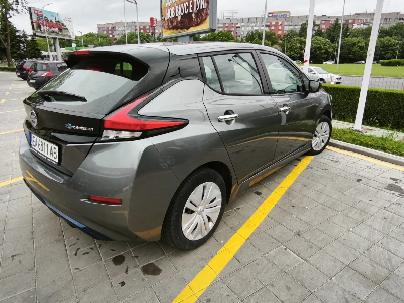Nissan Leaf , снимка 4 - Автомобили и джипове - 52437107