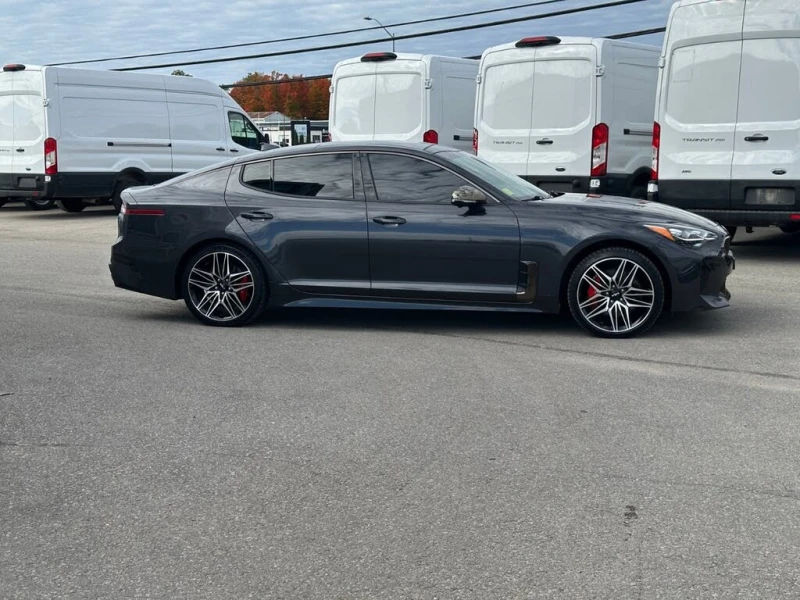Kia Stinger GT2 AWD* АвтоКредит* (ЦЕНА ДО БГ), снимка 4 - Автомобили и джипове - 52617702