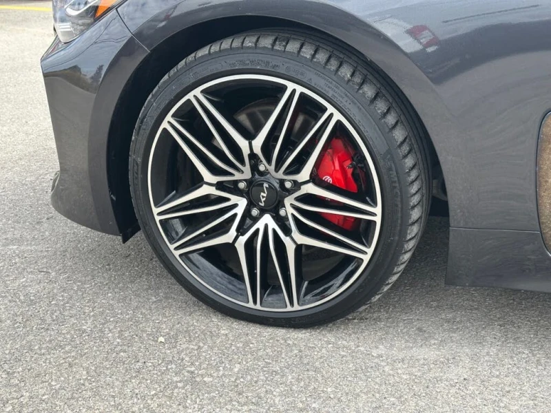 Kia Stinger GT2 AWD* АвтоКредит* (ЦЕНА ДО БГ), снимка 8 - Автомобили и джипове - 52617702