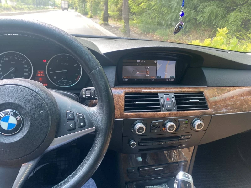 BMW 530, снимка 5 - Автомобили и джипове - 52658150