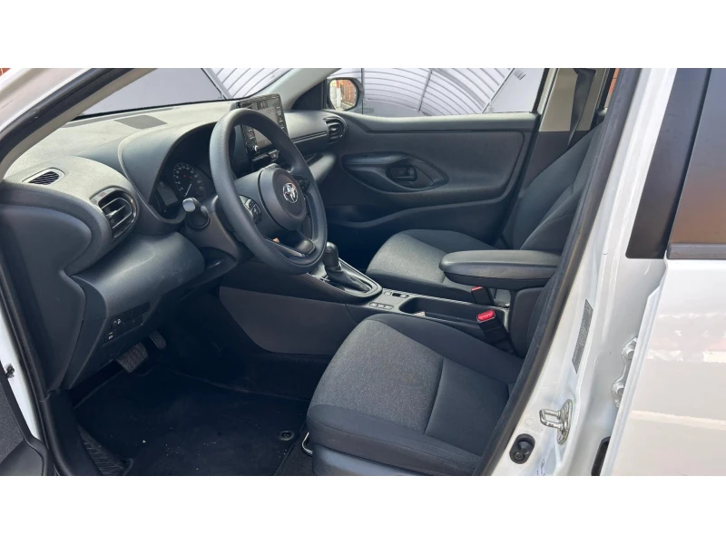 Toyota Yaris 1.5 HSD, Месечна вноска от 204  , снимка 11 - Автомобили и джипове - 53095159