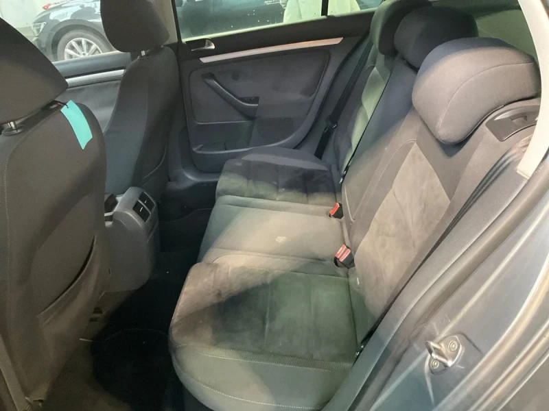 VW Golf 1.9 TDI* Sportline* ОЧАКВАН ВНОС* 6-Скорости* , снимка 5 - Автомобили и джипове - 53241685