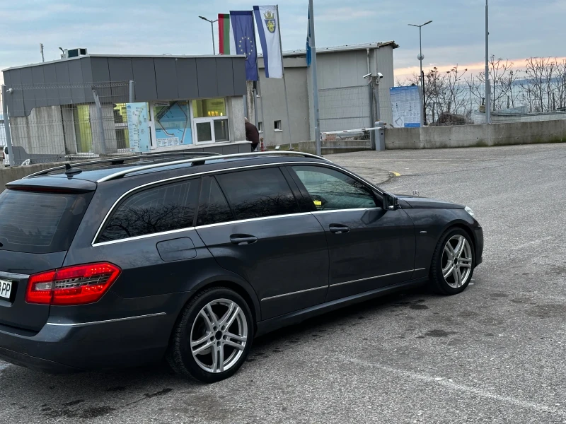 Mercedes-Benz E 250, снимка 3 - Автомобили и джипове - 53446678