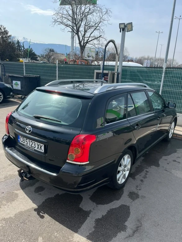 Toyota Avensis, снимка 5 - Автомобили и джипове - 49597069