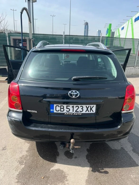 Toyota Avensis, снимка 6 - Автомобили и джипове - 49597069