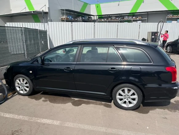 Toyota Avensis, снимка 3 - Автомобили и джипове - 49597069