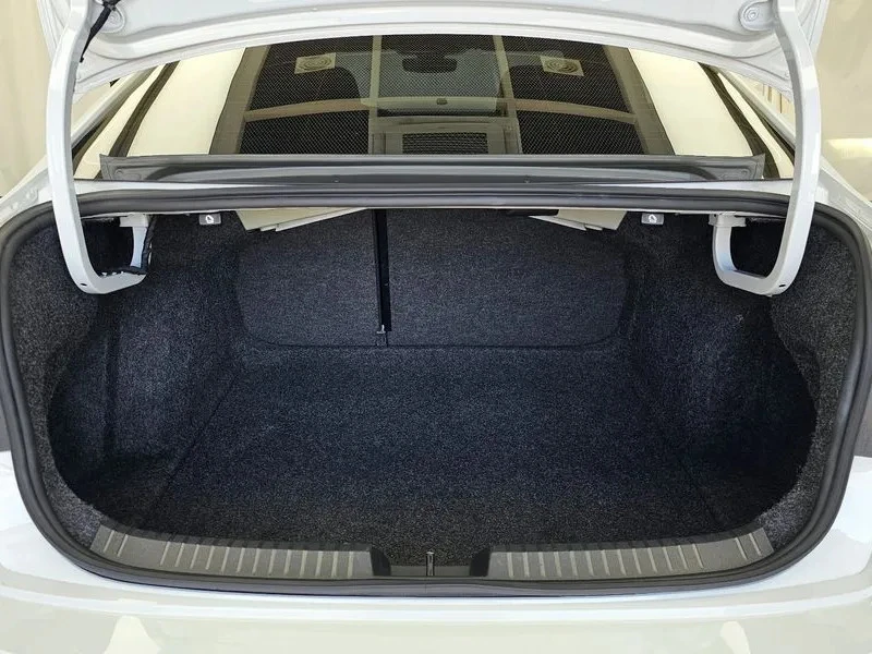 VW Jetta 1.4 TSI PRESTIGE, снимка 5 - Автомобили и джипове - 55446810