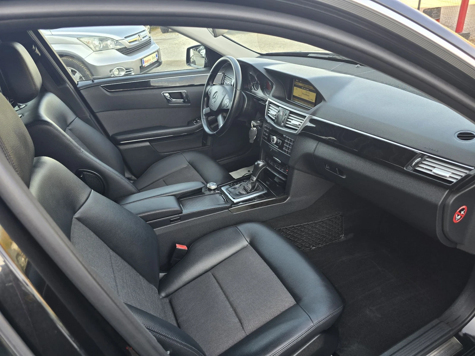 Mercedes-Benz E 220 CDI | Mobile.bg — изображение 12