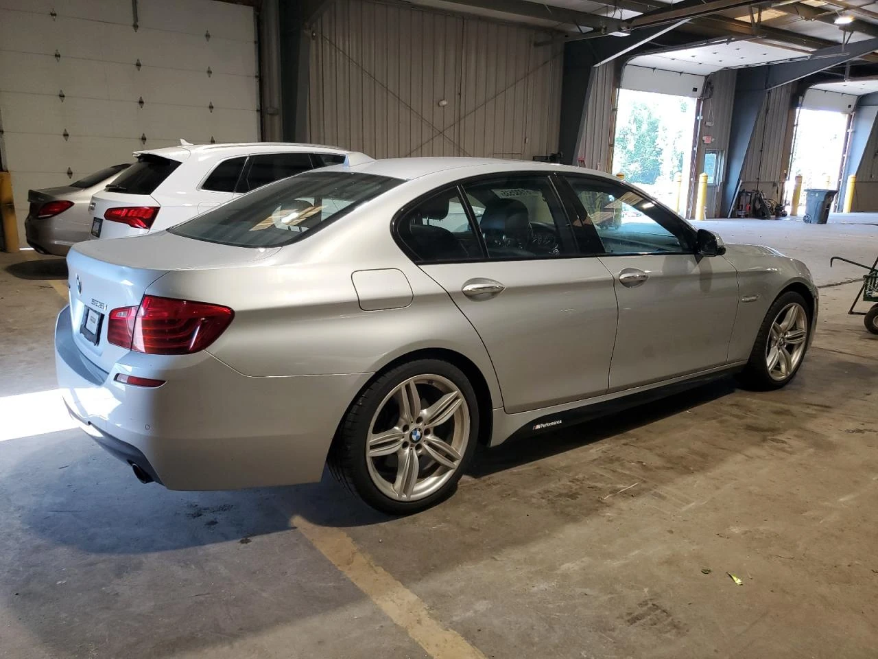 BMW 535 I* XDRIVE* M-PACK* HEADUP* HARMAN* ПОДГРЕВИ - изображение 6