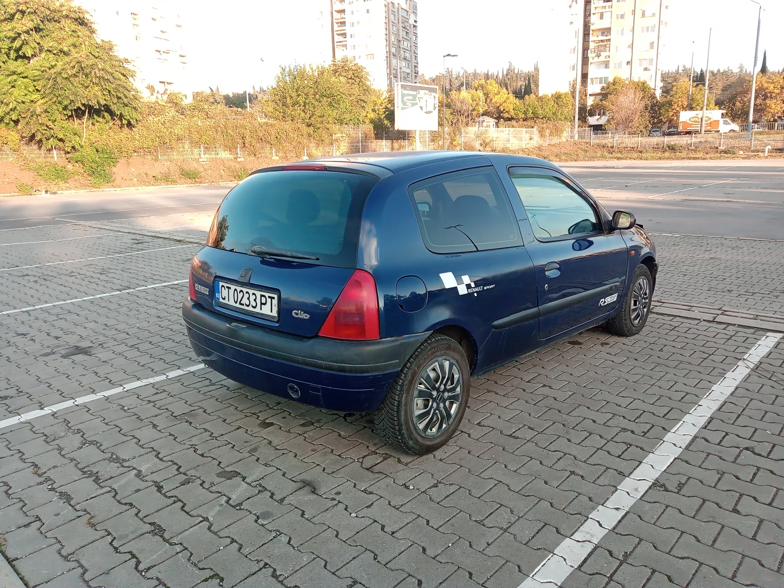 Renault Clio 1.6, 90 к.с, газ - изображение 5