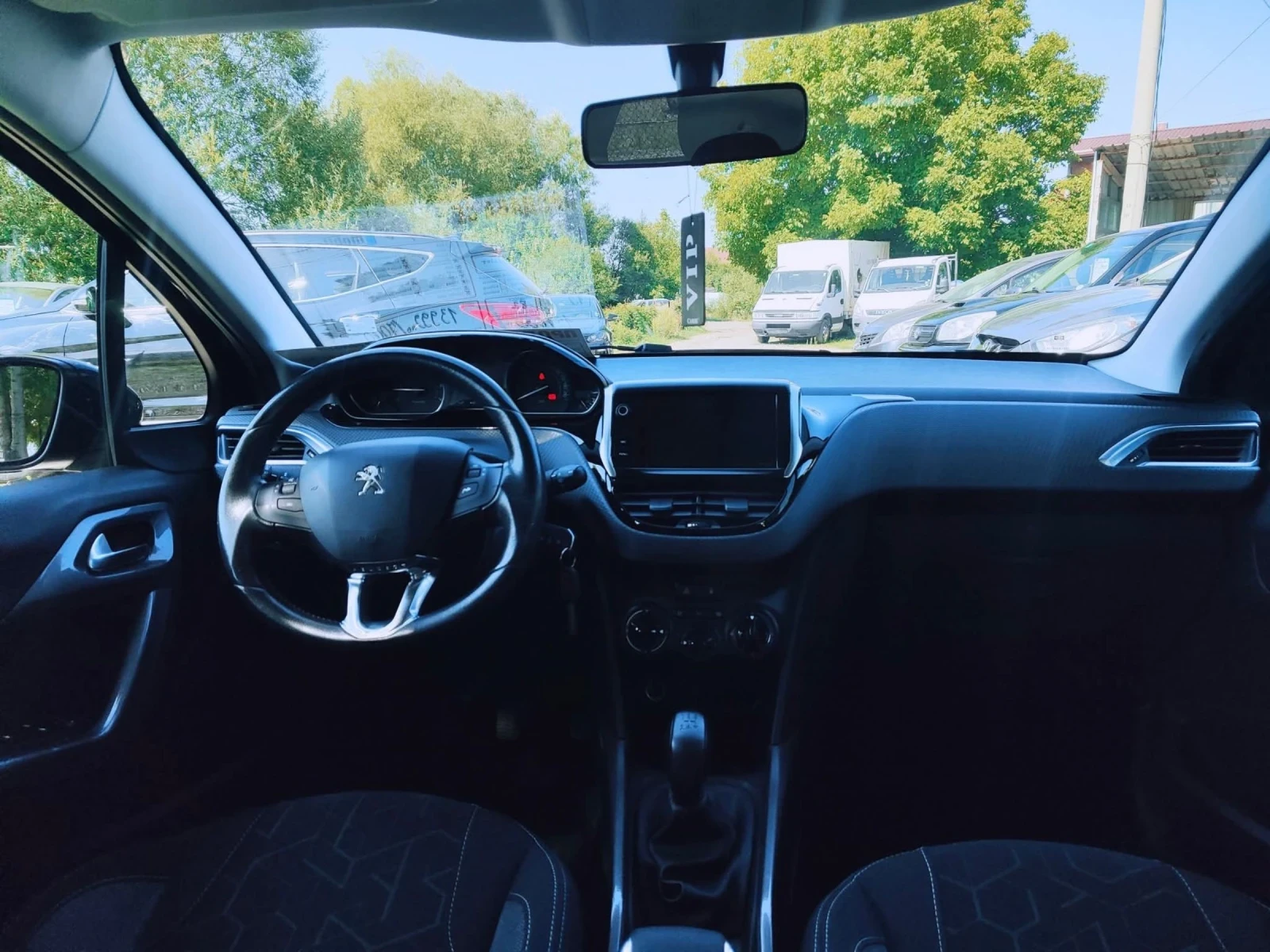 Peugeot 2008 Euro 6a, снимка 7 - Автомобили и джипове - 53712051