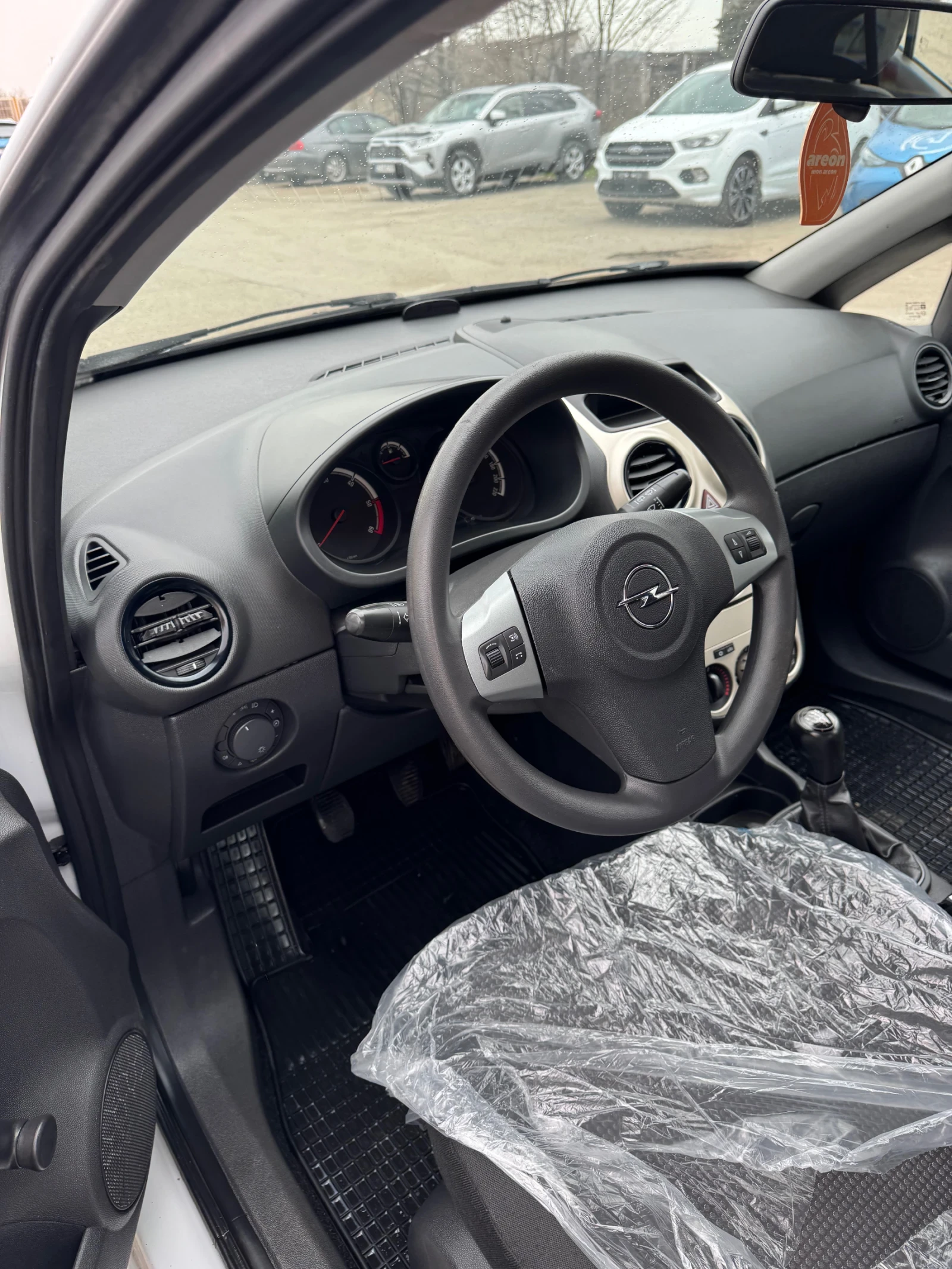 Opel Corsa, снимка 10 - Автомобили и джипове - 54266236