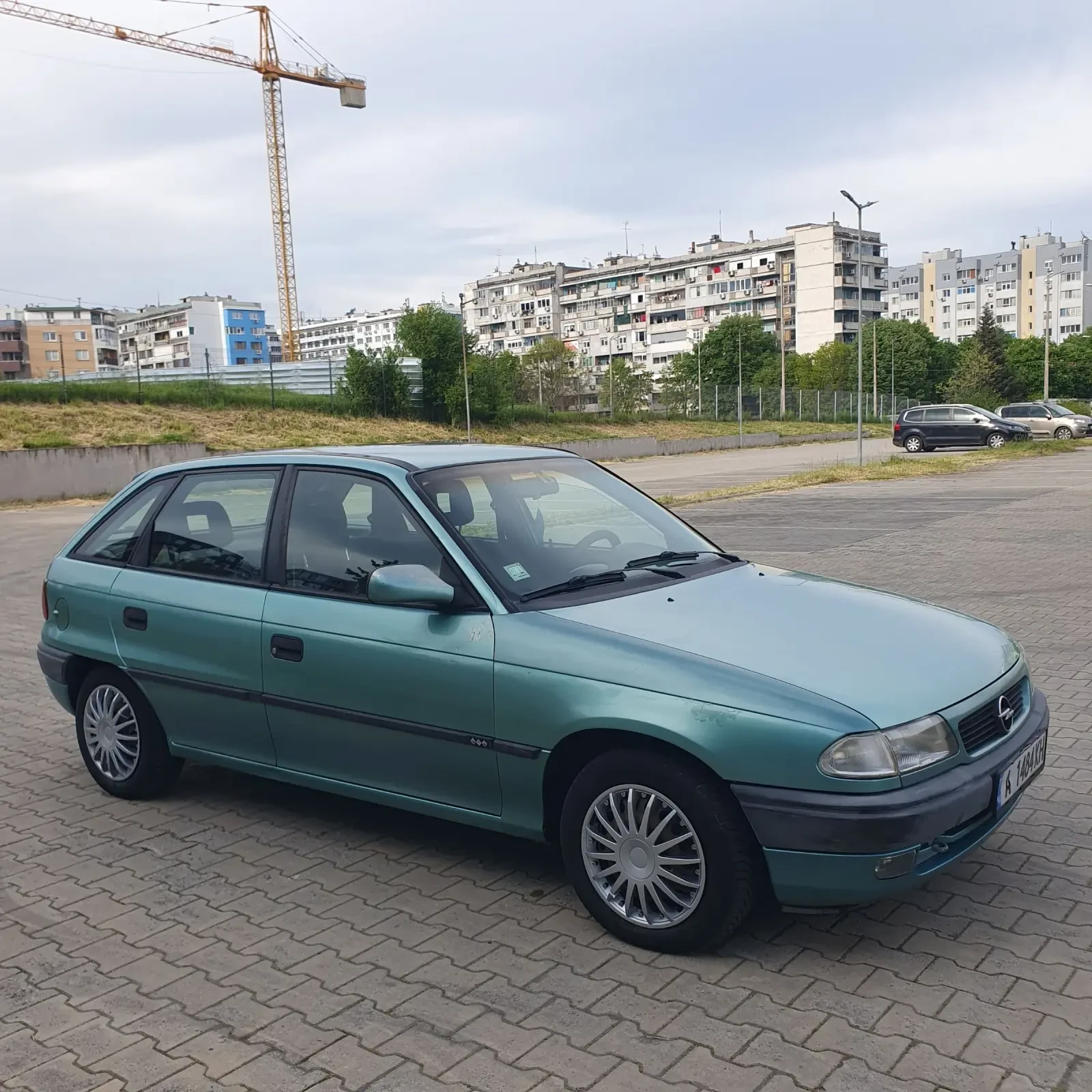 Opel Astra 1.6i, снимка 6 - Автомобили и джипове - 54424093