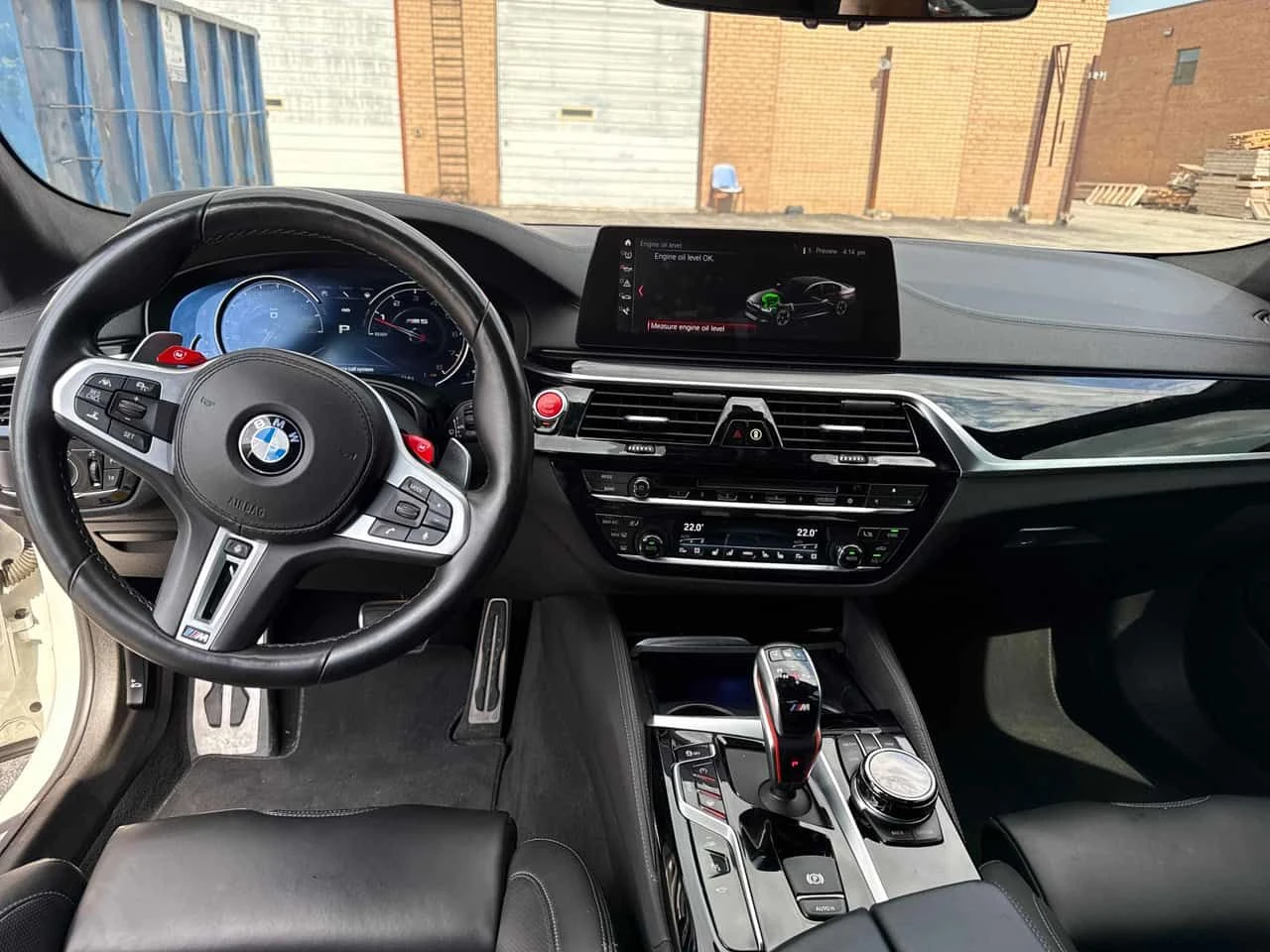 BMW M5 Sedan  CARFAX, снимка 9 - Автомобили и джипове - 54516735
