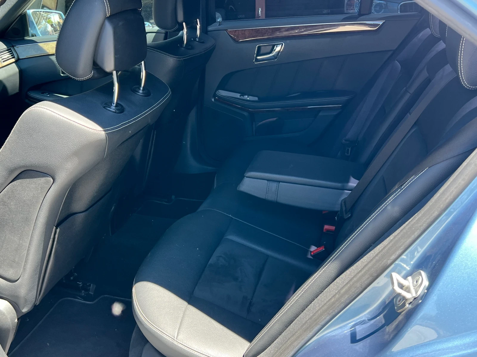 Mercedes-Benz E 350 AMG PACK, снимка 6 - Автомобили и джипове - 54594853