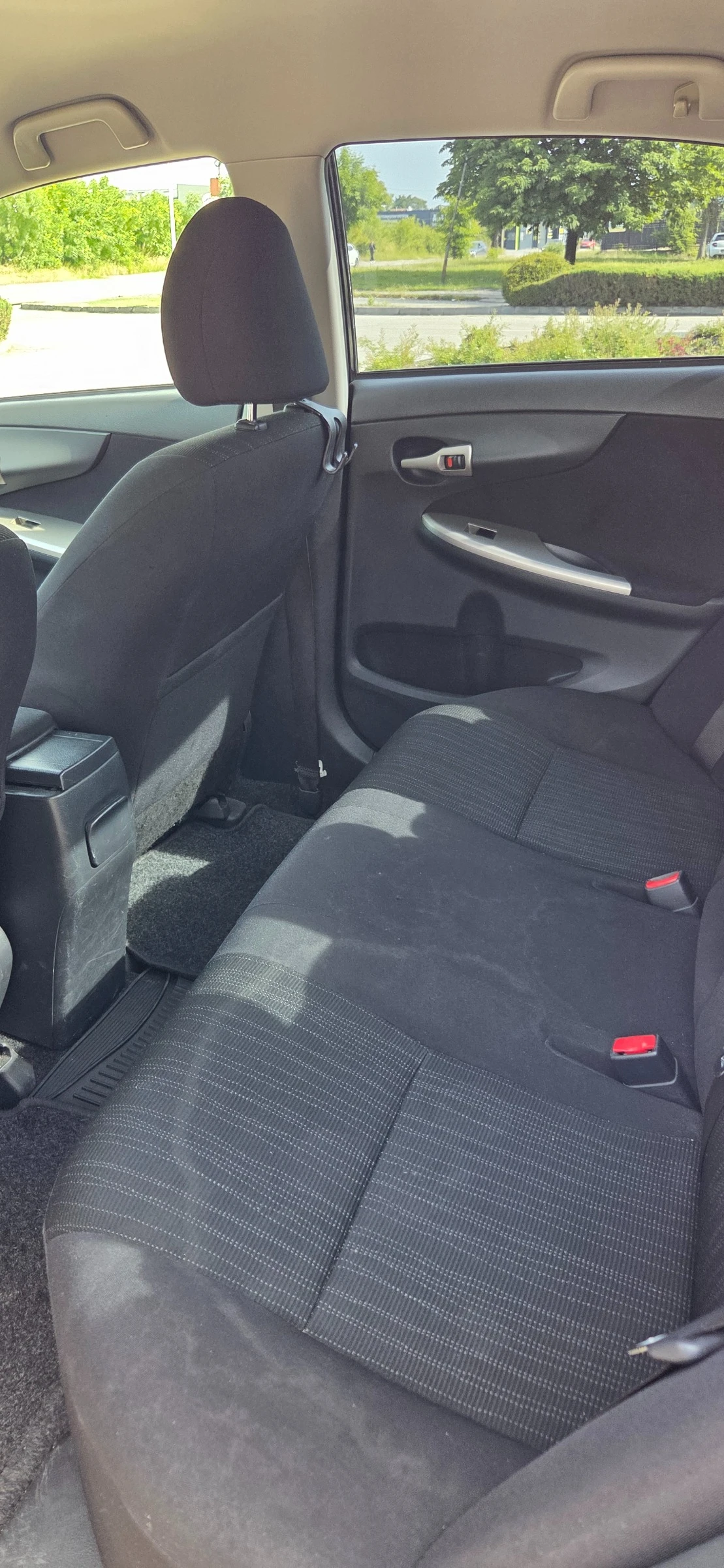 Toyota Corolla D-4D Luna, снимка 10 - Автомобили и джипове - 54802551