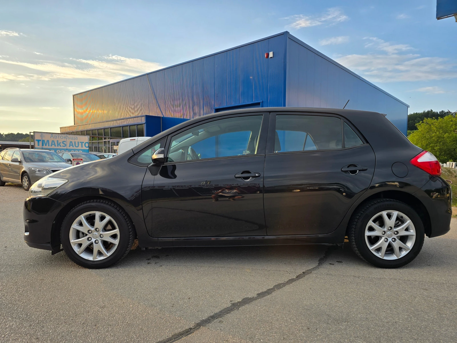 Toyota Auris 1.4D4D/90ps, снимка 4 - Автомобили и джипове - 55202019