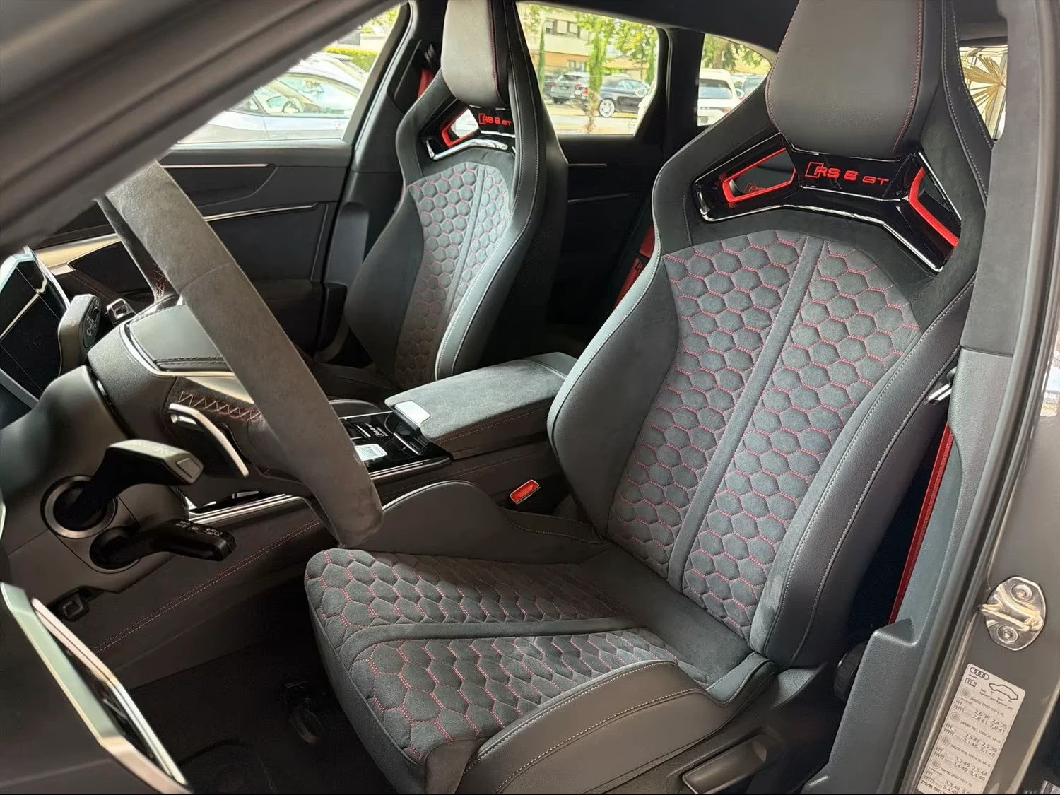 Audi Rs6 GT* EDITION* CARBON* HEAD-UP* B&O-3D* 360CAM* 502/, снимка 9 - Автомобили и джипове - 55748820