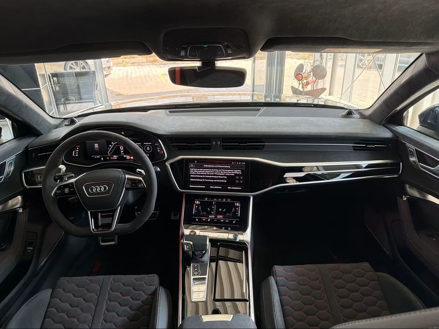 Audi Rs6 GT* EDITION* CARBON* HEAD-UP* B&O-3D* 360CAM* 502/, снимка 13 - Автомобили и джипове - 55748820