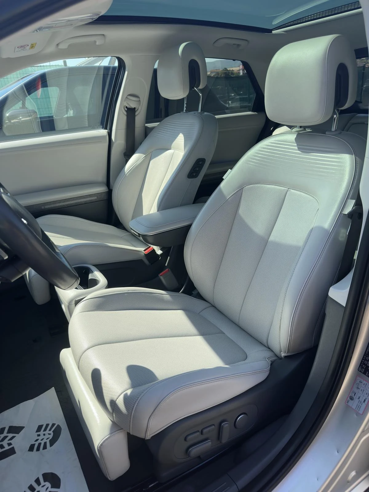 Hyundai Ioniq 5 72.6KWh/UNIQ/ПАНОРАМА/360/HEADUP/BOSE/SOH97.7%, снимка 8 - Автомобили и джипове - 56113810