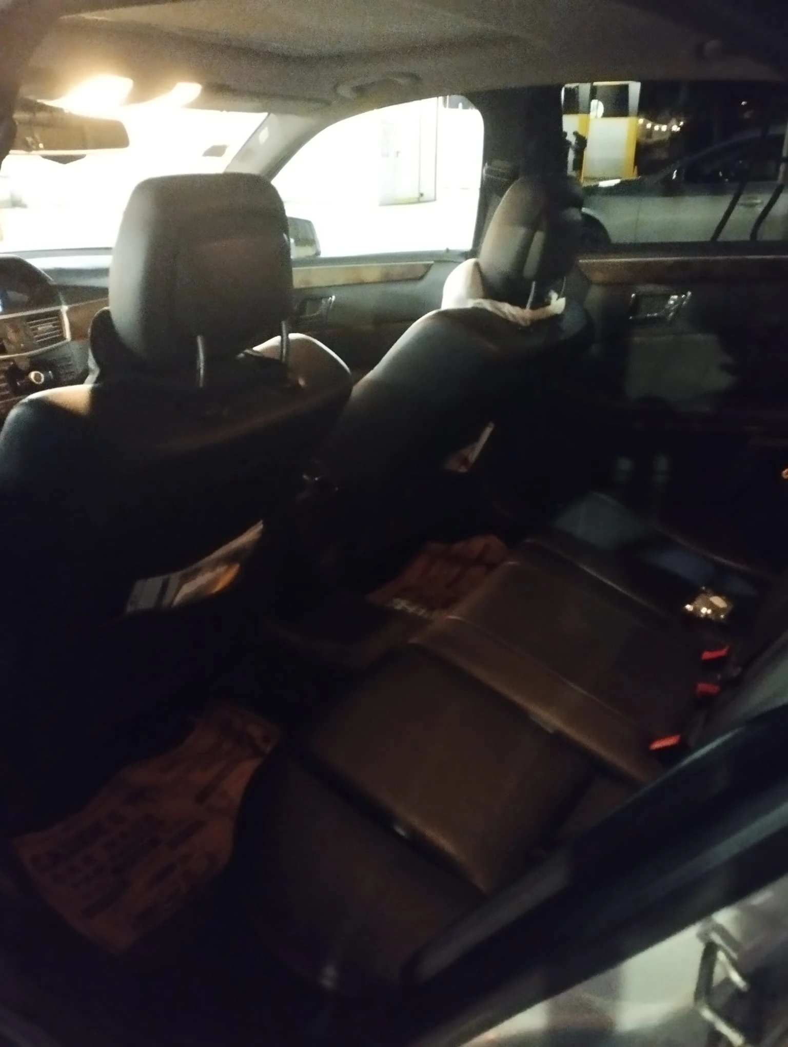 Mercedes-Benz E 220, снимка 4 - Автомобили и джипове - 56187480