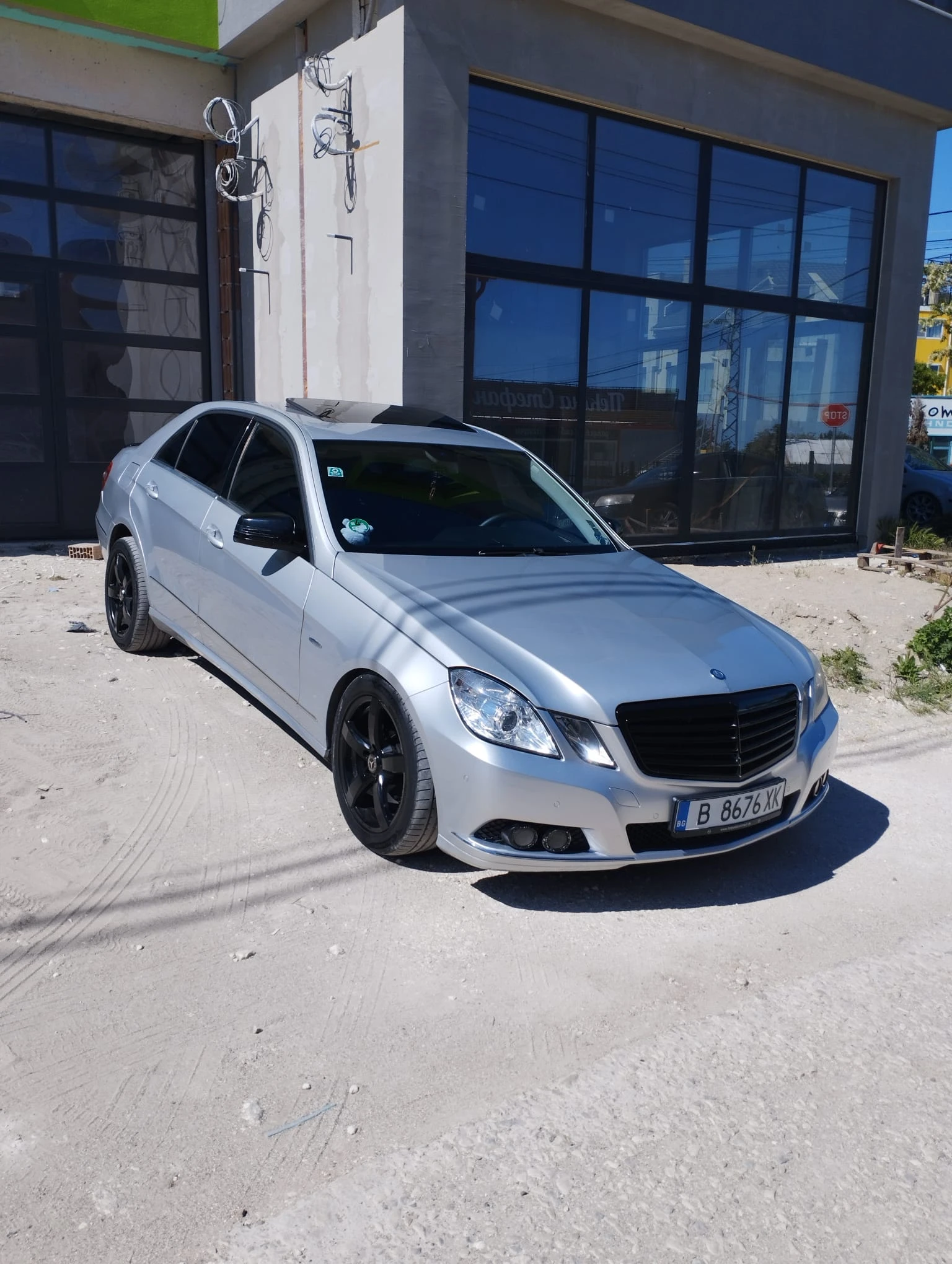 Mercedes-Benz E 220