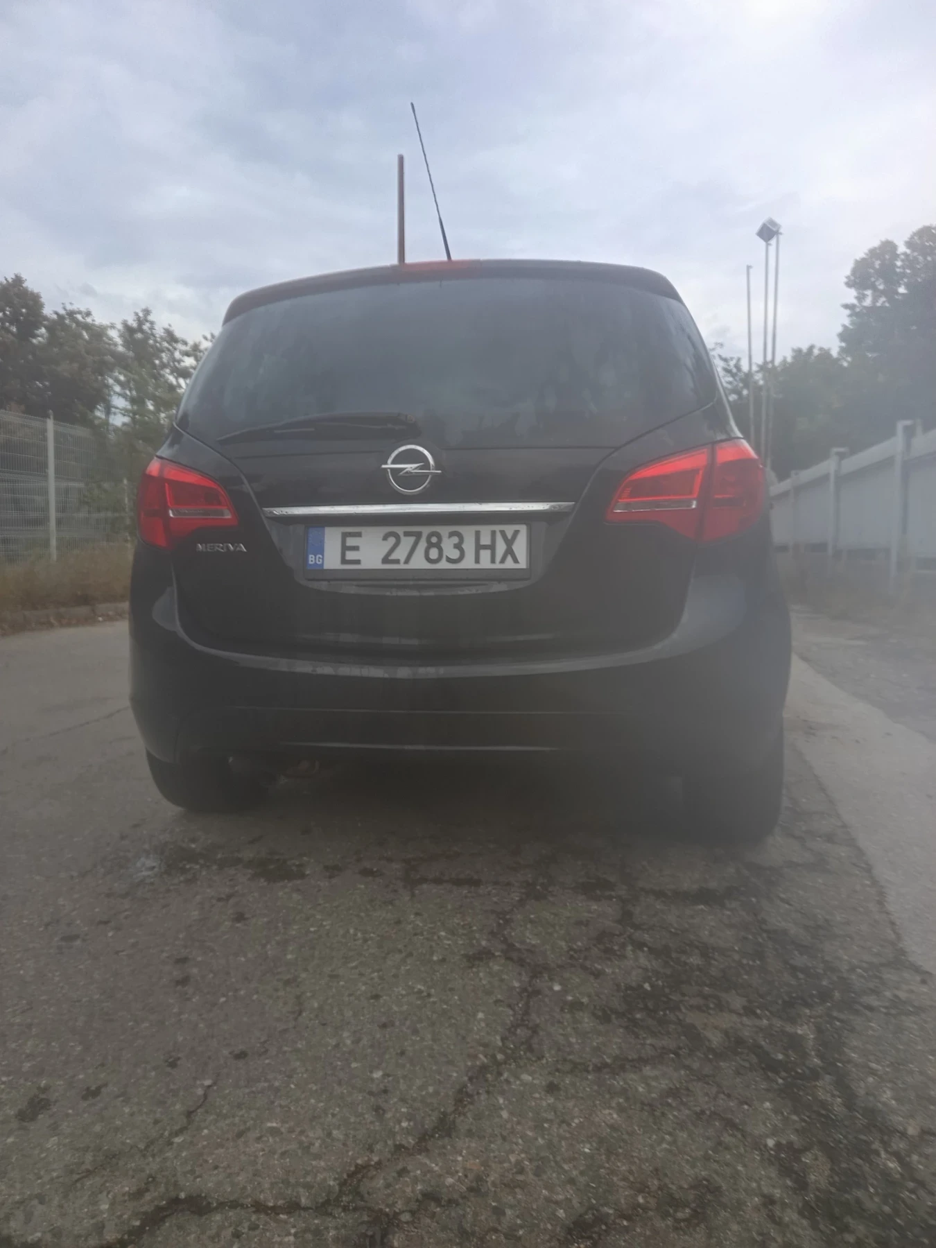 Opel Meriva, снимка 3 - Автомобили и джипове - 56234333