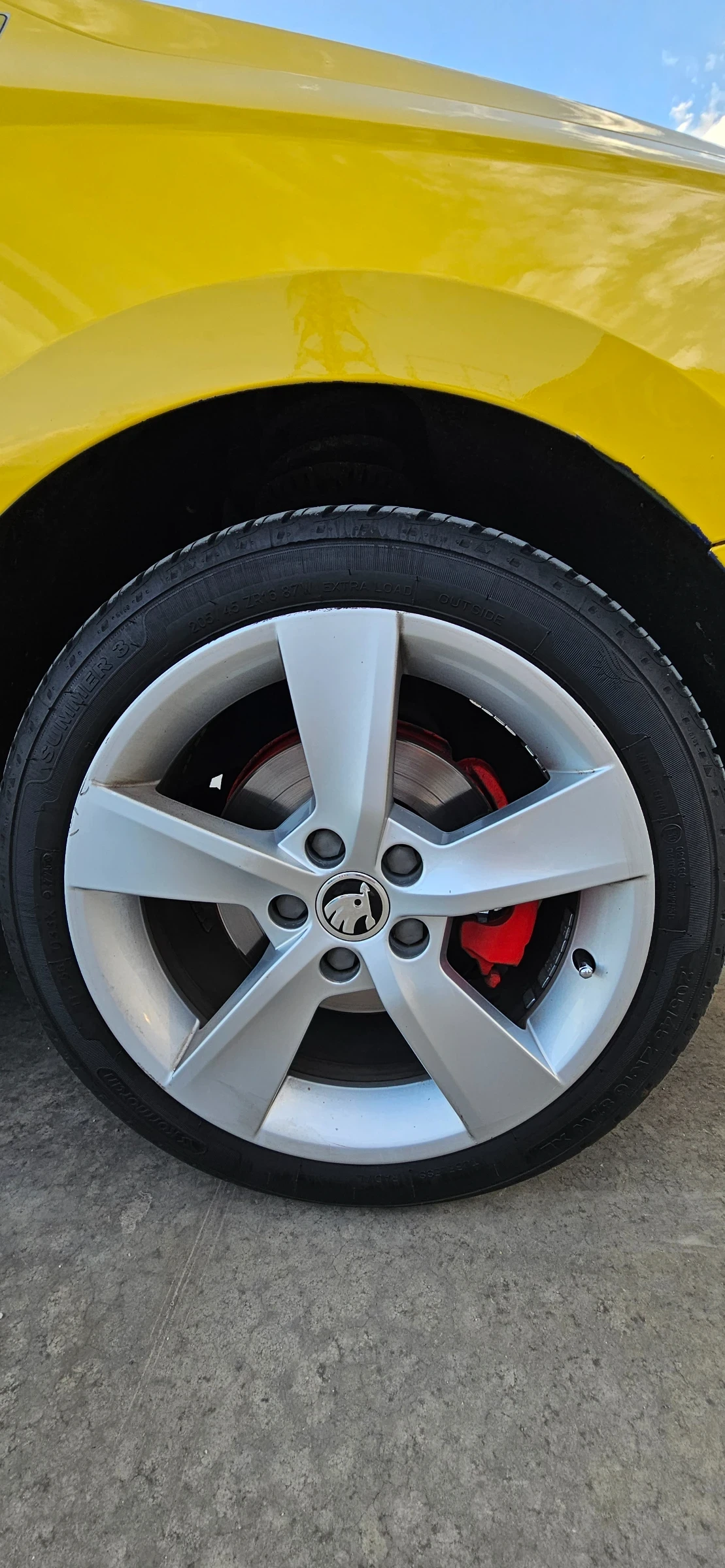 Skoda Fabia, снимка 4 - Автомобили и джипове - 56329825