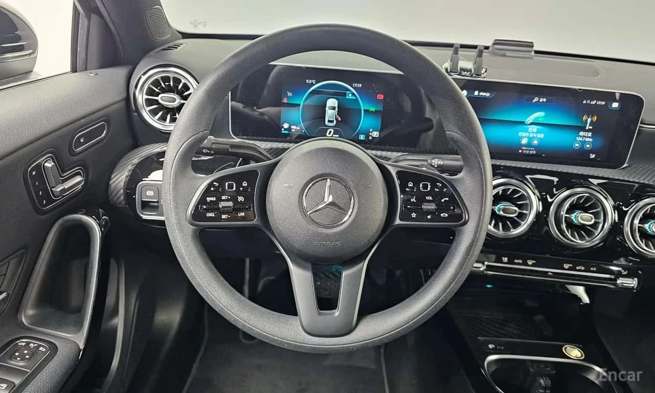 Mercedes-Benz A 220 / SEDAN / ���� �� �������� � ������ ����� | Mobile.bg � ����������� 13