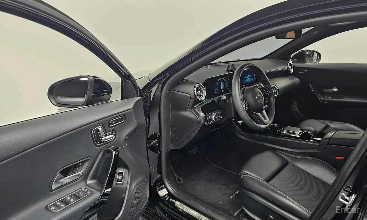 Mercedes-Benz A 220 / SEDAN / ���� �� �������� � ������ ����� | Mobile.bg � ����������� 10