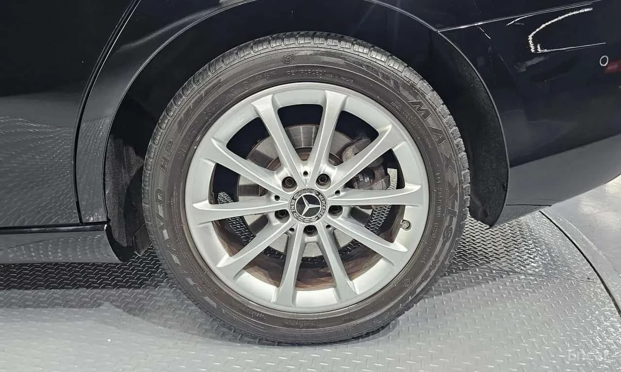 Mercedes-Benz A 220 / SEDAN / ���� �� �������� � ������ ����� | Mobile.bg � ����������� 5