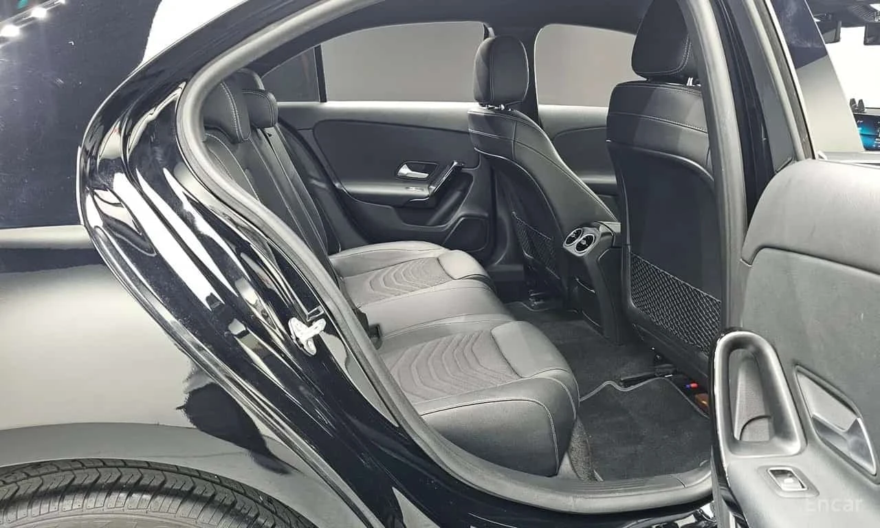 Mercedes-Benz A 220 / SEDAN / ���� �� �������� � ������ ����� | Mobile.bg � ����������� 12