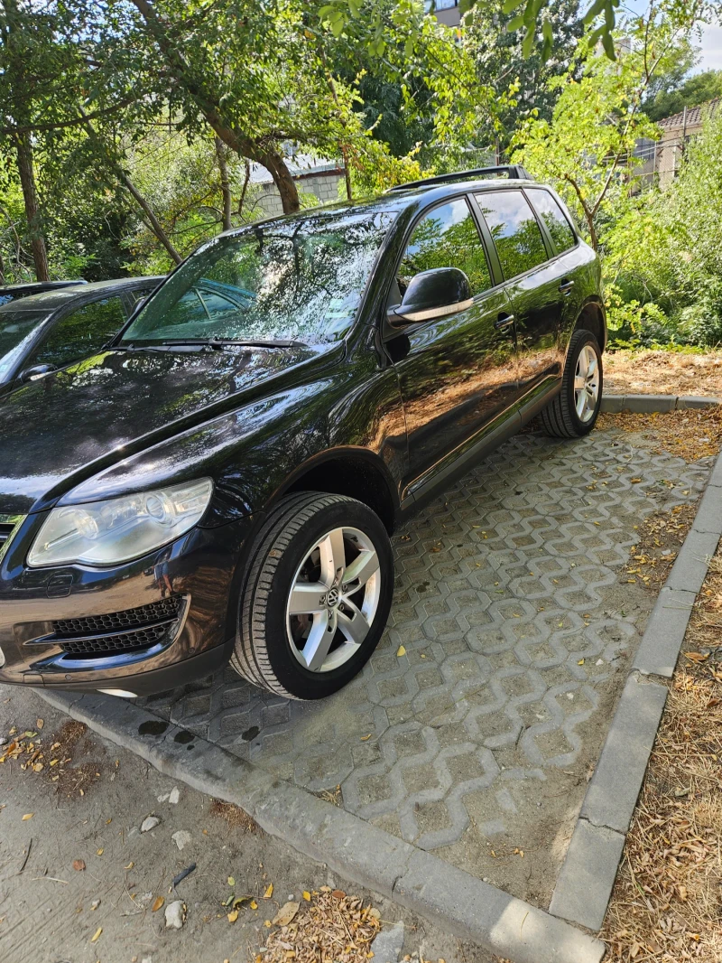 VW Touareg, снимка 4 - Автомобили и джипове - 52298080