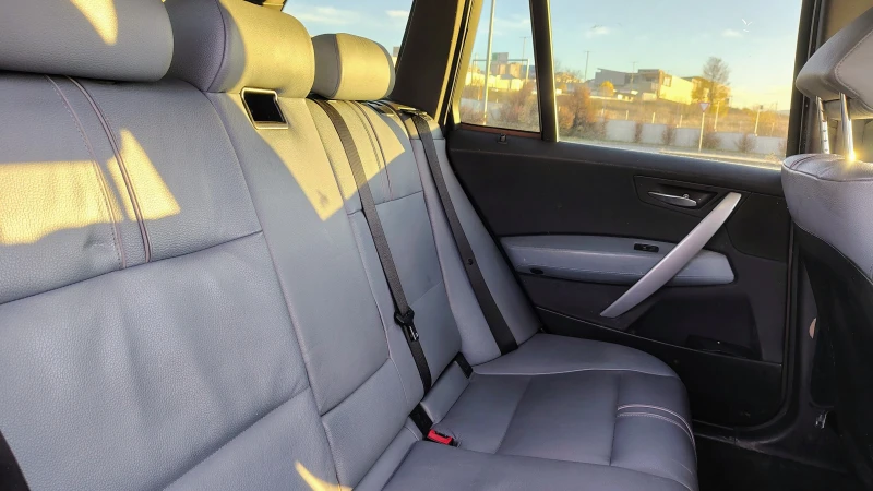 BMW X3 3.0 xi LPG, снимка 17 - Автомобили и джипове - 52517699