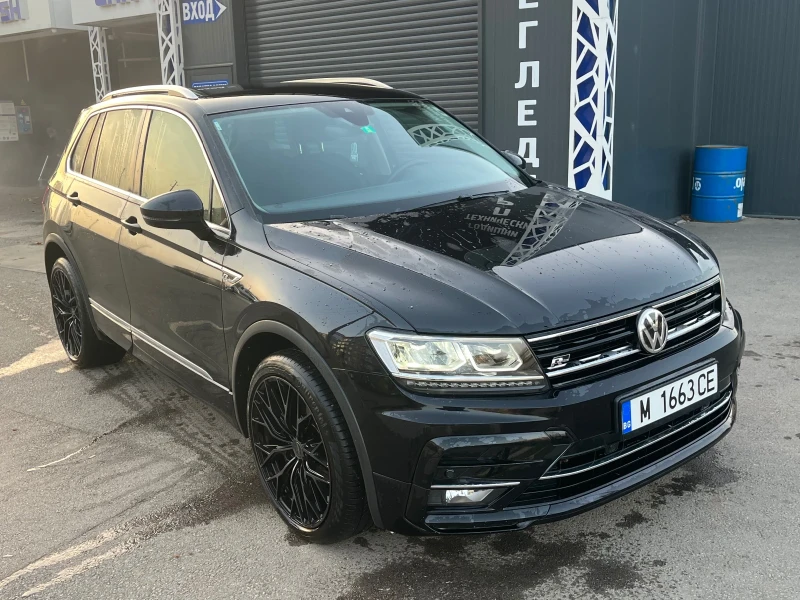 VW Tiguan 2.0TDI R-line, снимка 3 - Автомобили и джипове - 52942038