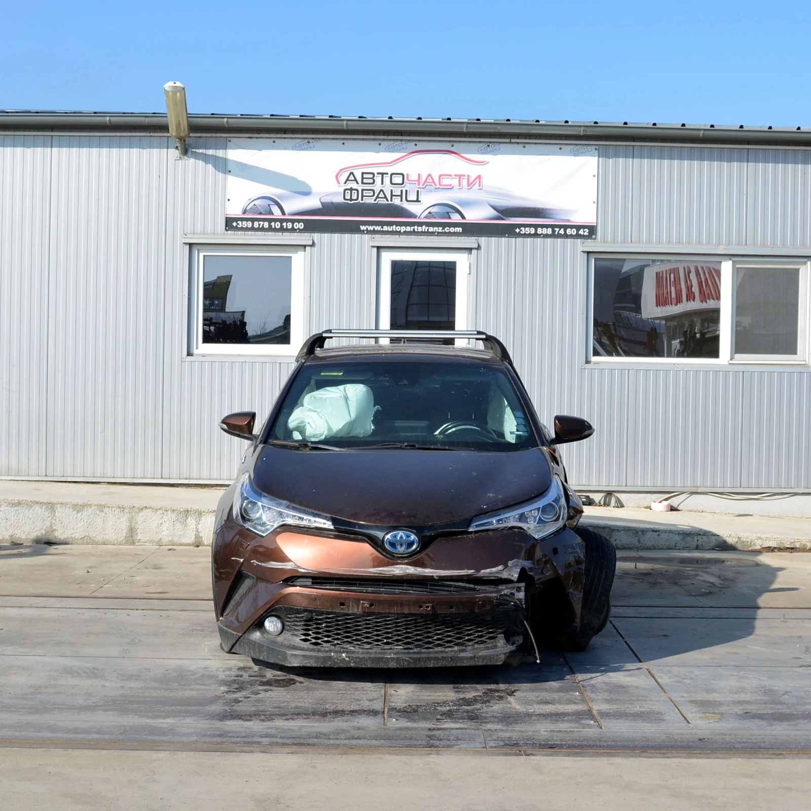 Toyota C-HR 1.8 Hybrid, снимка 1