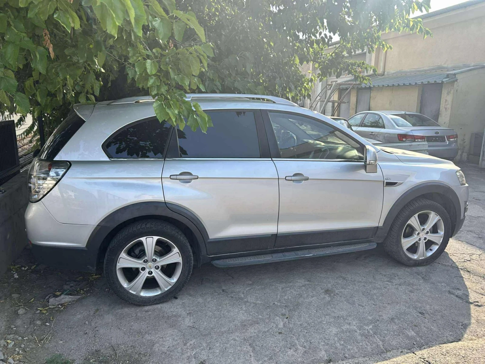 Chevrolet Captiva 2.2d - изображение 2