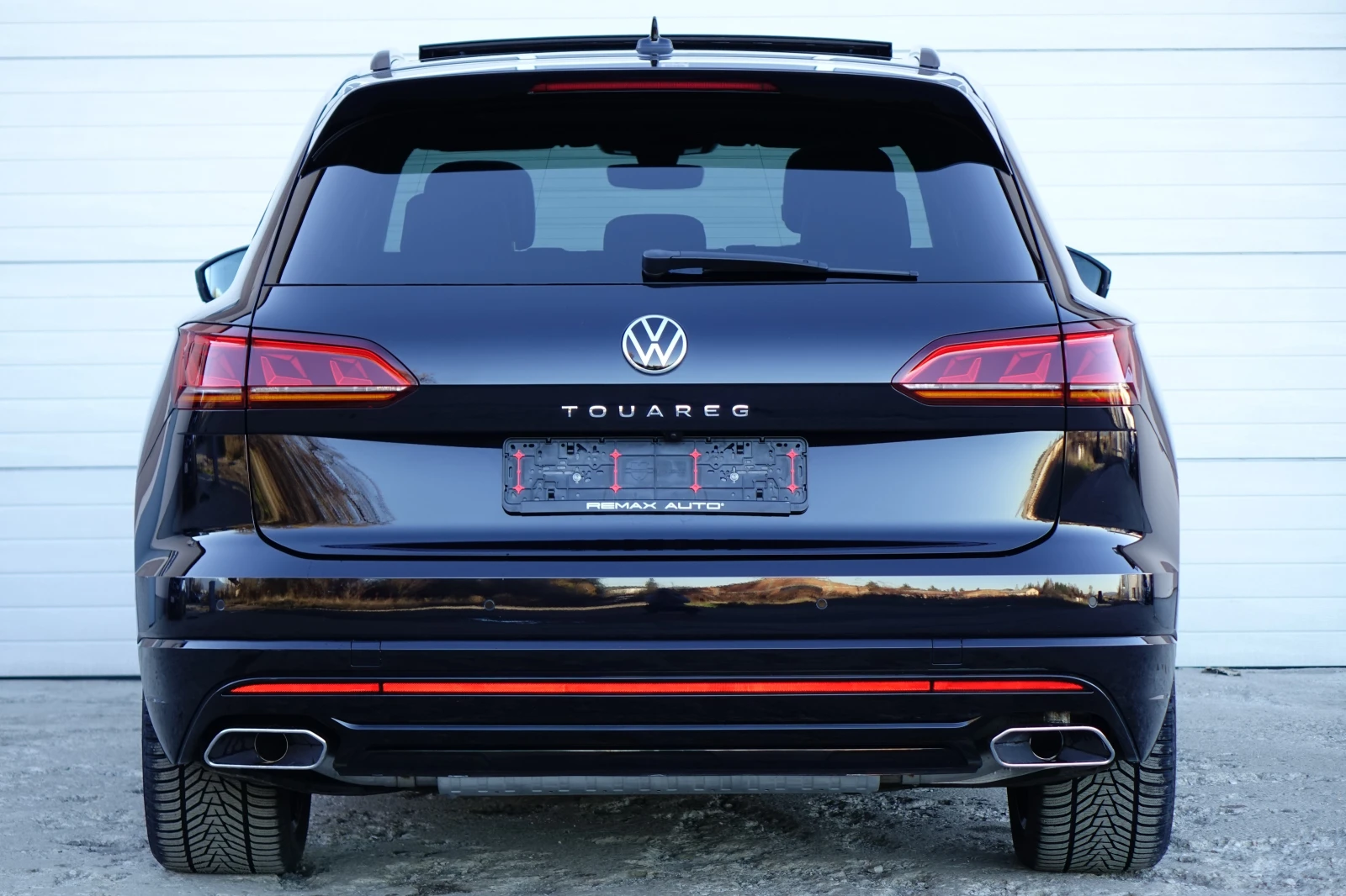 VW Touareg FACELIFT* R-LINE* IQ HD MATRIX LIGHTS* PANO* 360!! - изображение 8