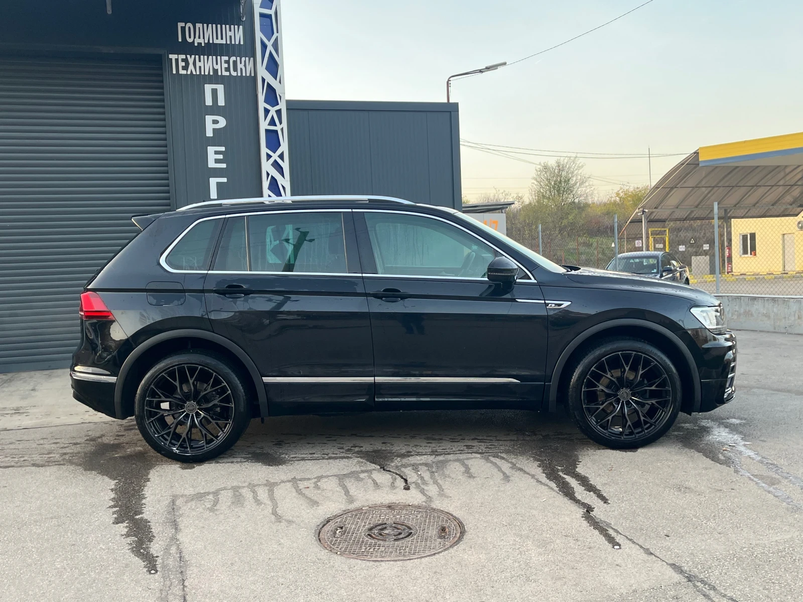 VW Tiguan 2.0TDI R-line | Mobile.bg � ����������� 4